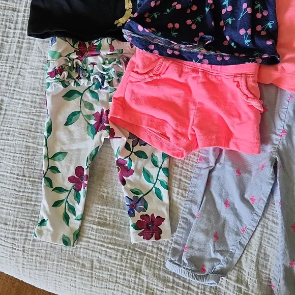 Girl's mix and match everyday wear - Picture 3 of 4